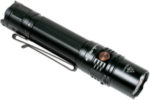 Fenix Taschenlampe PD36R 1600 Lumen ideal zum Geocachen
