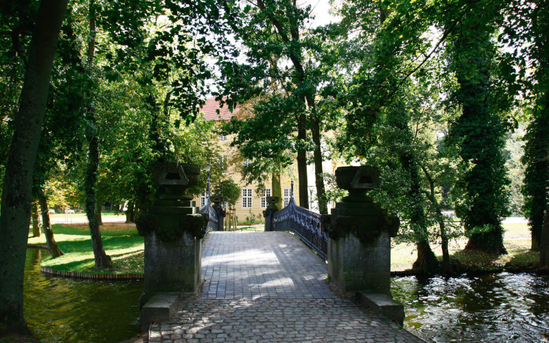 Brücke zum Schloss